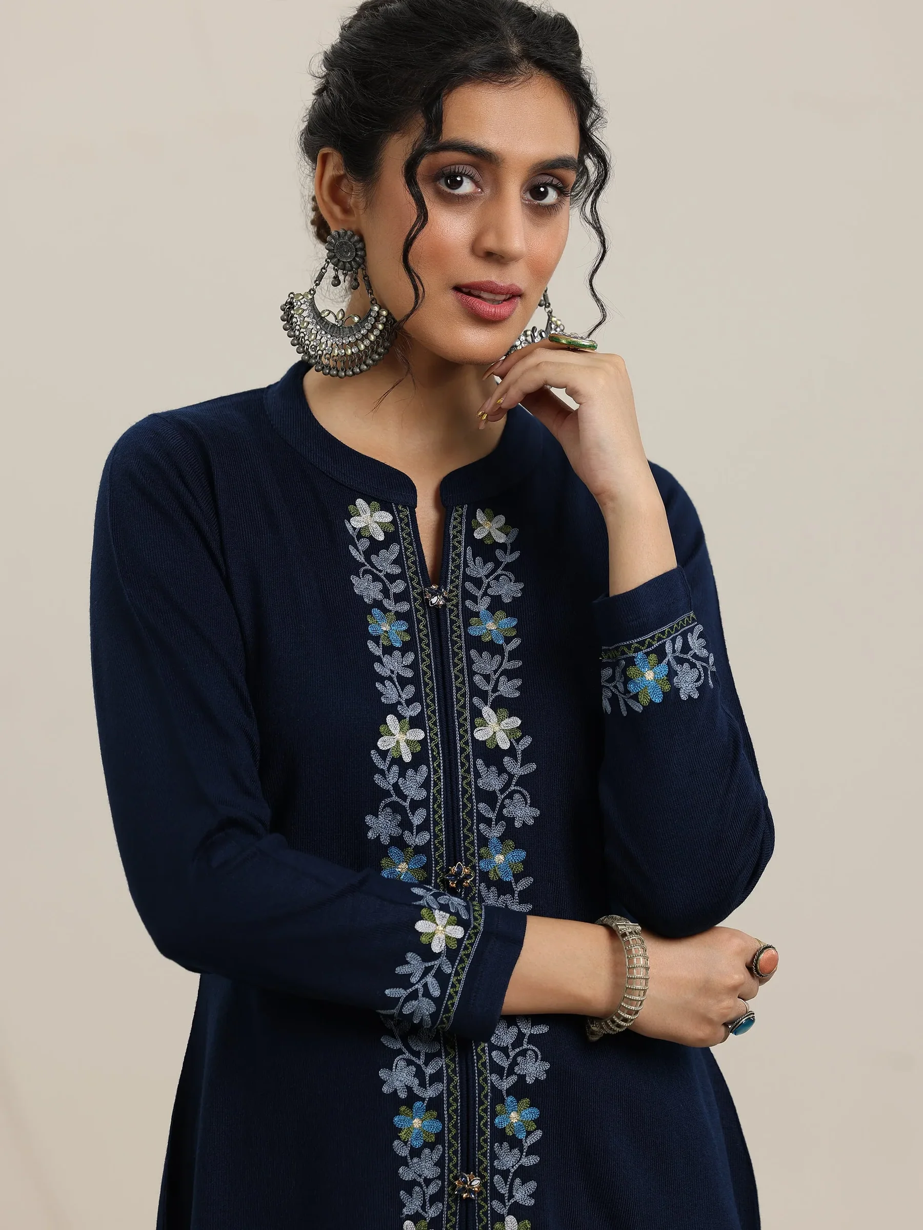 58144W_4.webp Blue Embroidered Wool Straight Kurta - Image 1